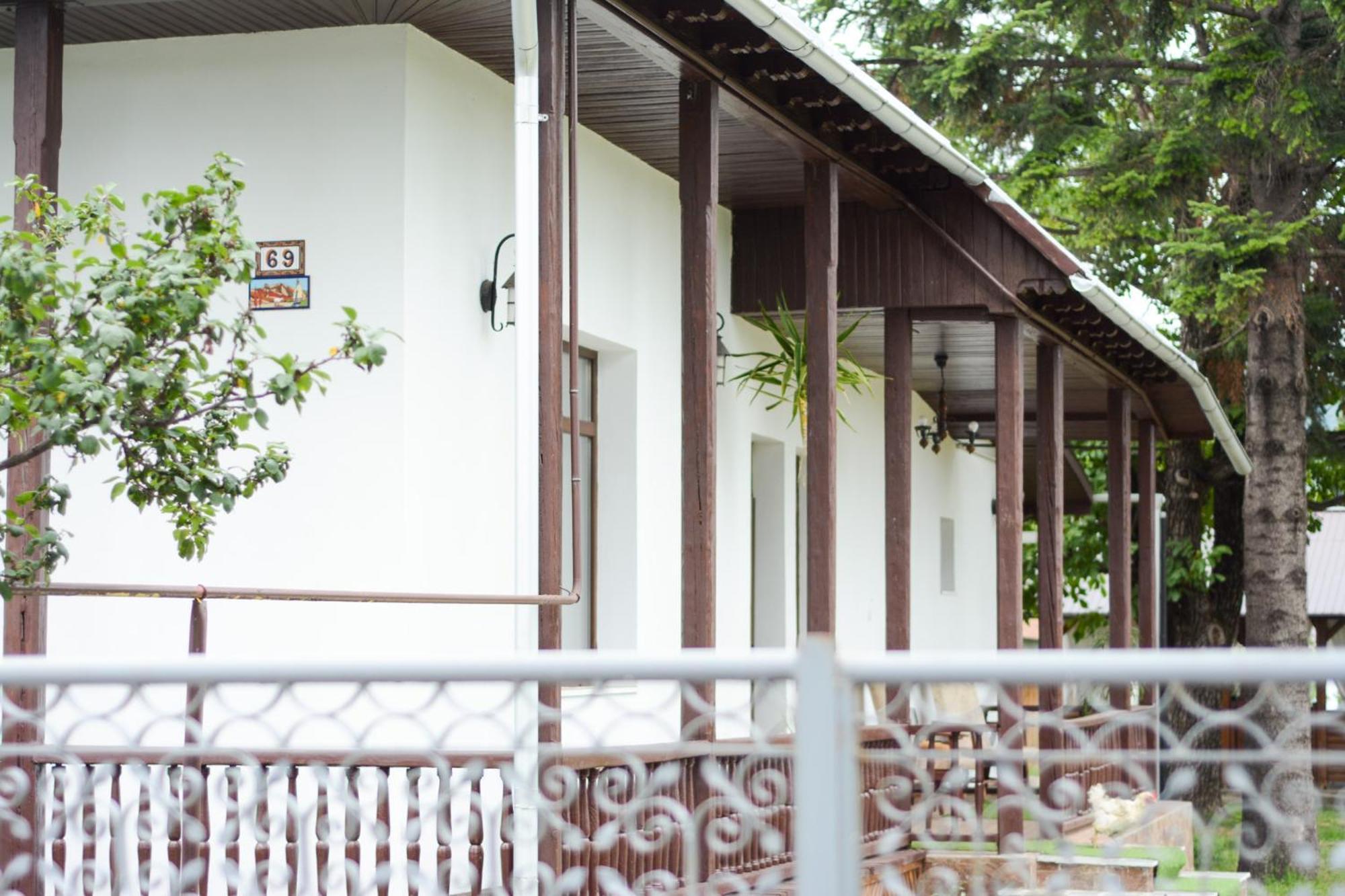 Casa Humulesti, Fii Vecinul Lui Ion Creanga Villa Targu Neamt Luaran gambar