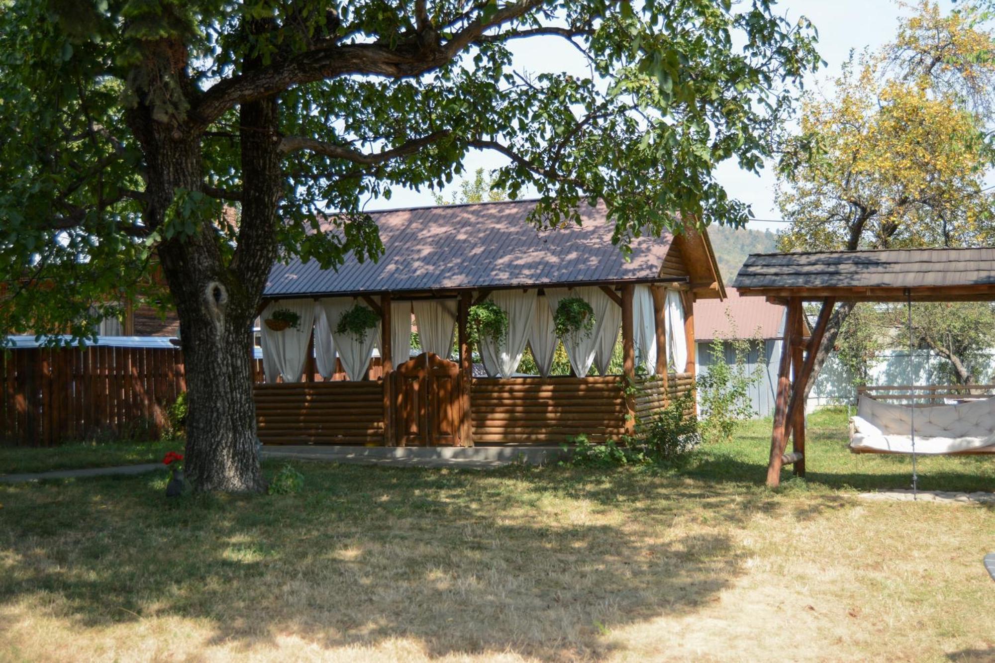 Casa Humulesti, Fii Vecinul Lui Ion Creanga Villa Targu Neamt Luaran gambar